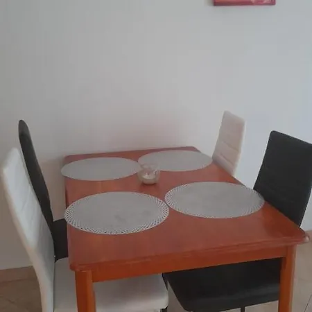 Apartment Apartment Smith Pag Town