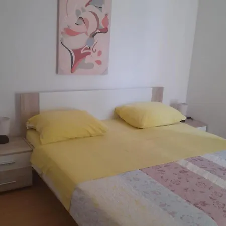 Apartment Smith Pag Town